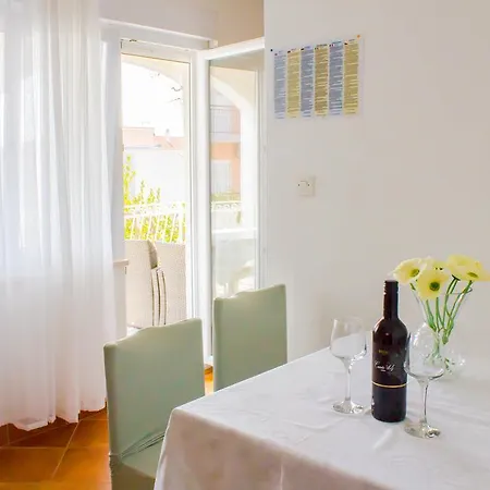 Milka Apartment *