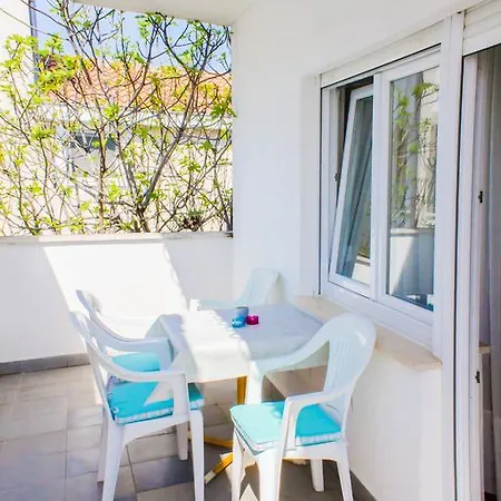 Milka Apartment Vodice