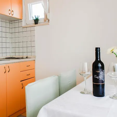 Milka Apartment *