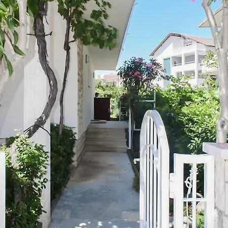 Milka Apartament *